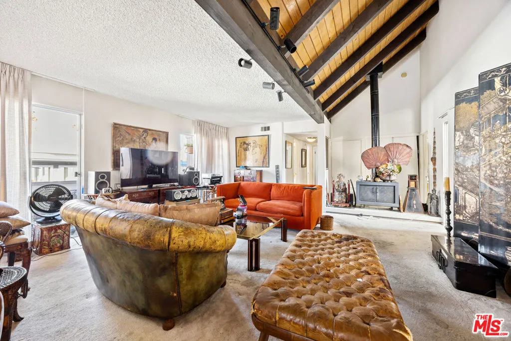 10396 Almayo Avenue 5, Los Angeles, California 90064 home-pic-2